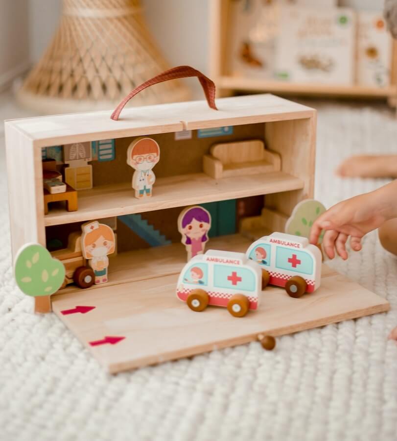 Qtoys Portable Hospital 2 Qtoys Portable Hospital 2