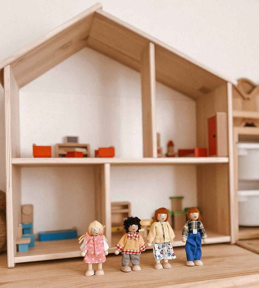 Fun Factory Caucasian Doll Family