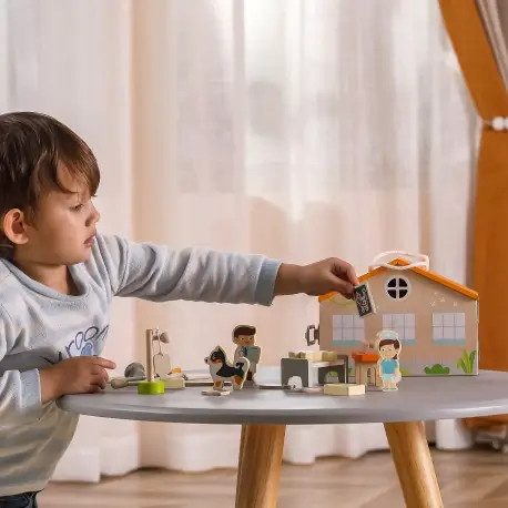 Wooden Vet Hospital Toy 3