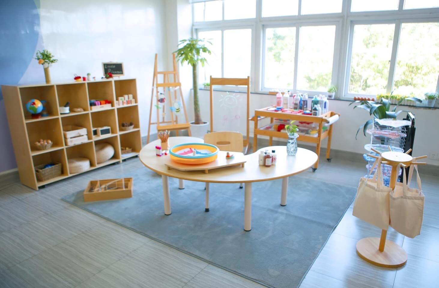 apron stand in classroom