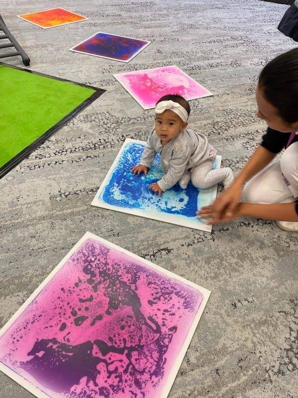 baby on fascination plates