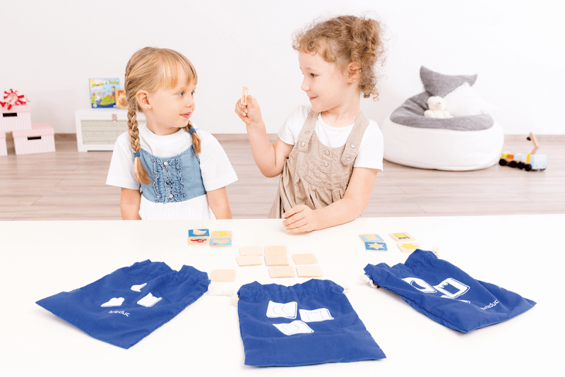 Beleduc Tastaro Wooden Matching Game 3