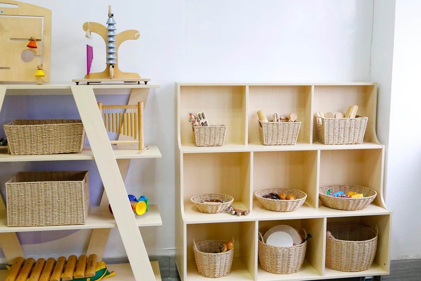vivaio storage baskets in classroom