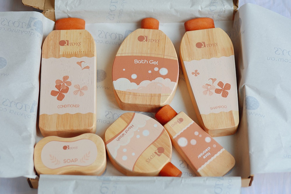 qtoys wooden pretend play spa and pamper set 2 qtoys wooden pretend play spa and pamper set 2