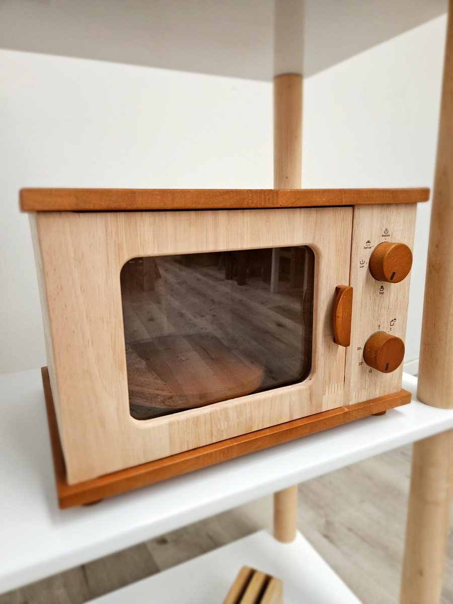 qtoys natural wooden microwave qtoys natural wooden microwave