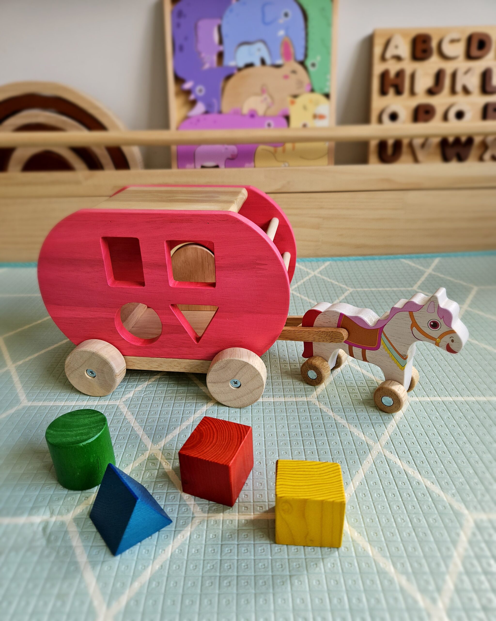 qtoys wooden shape sorter horse and cart toy