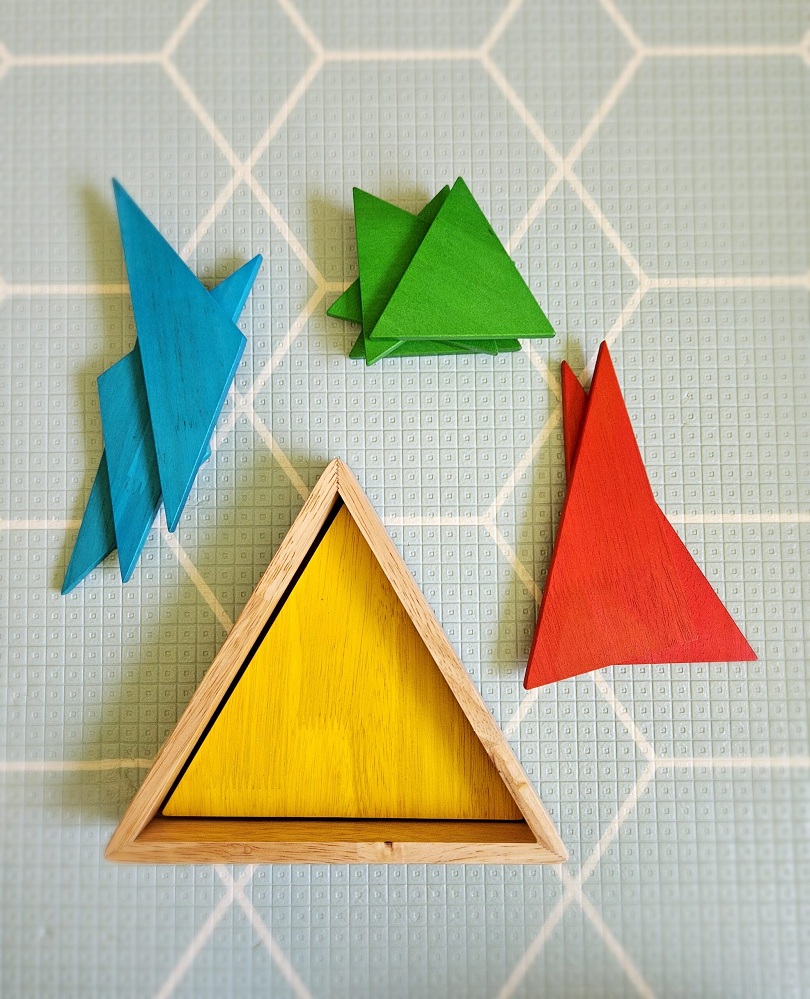 Qtoys Montessori Triangle 5 Qtoys Montessori Triangle 5