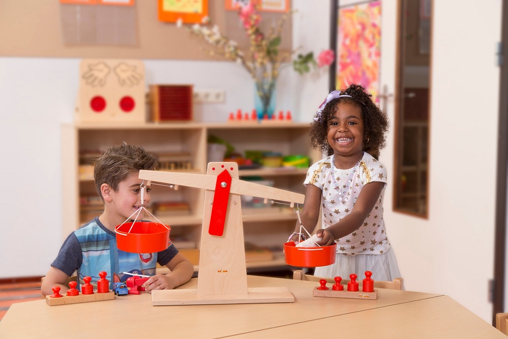 Child Playing Educo Scales Child Playing Educo Scales