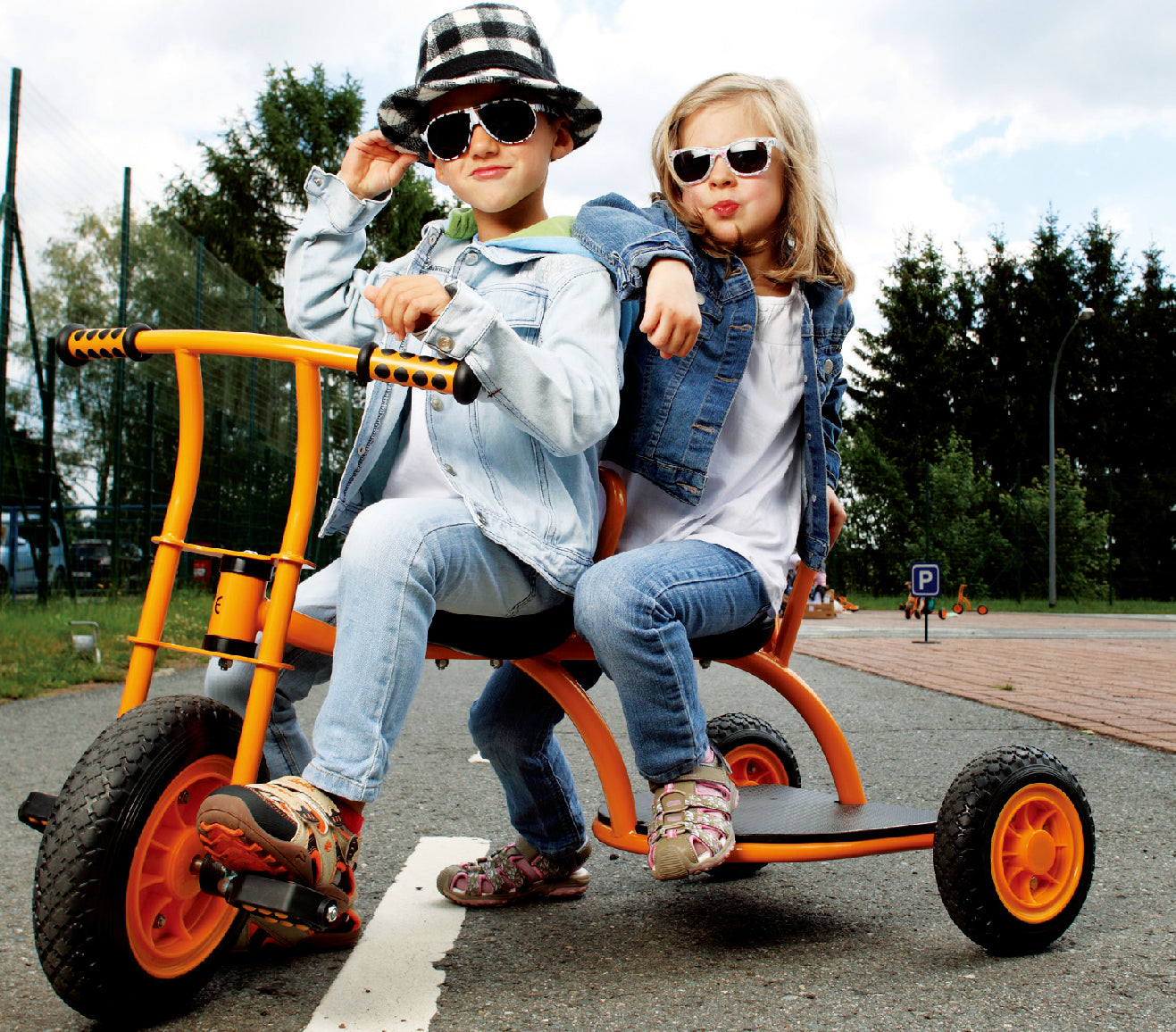 2 Child Plying Trike Taxi 2 Child Plying Trike Taxi