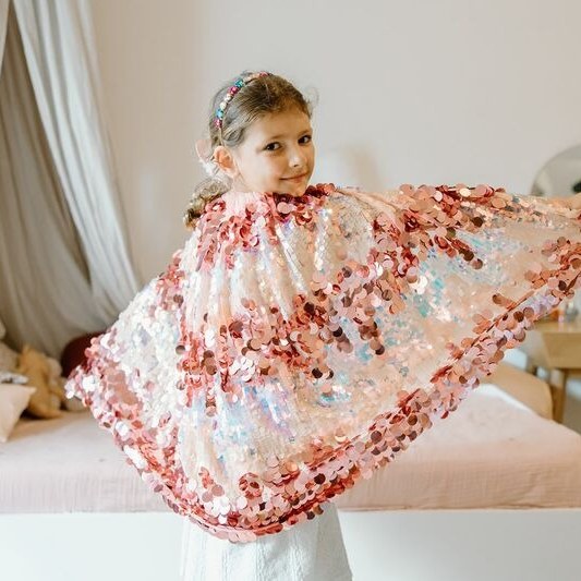 Great Pretenders Children's 5th Avenue Pink Pailette Cape Costume - image 4