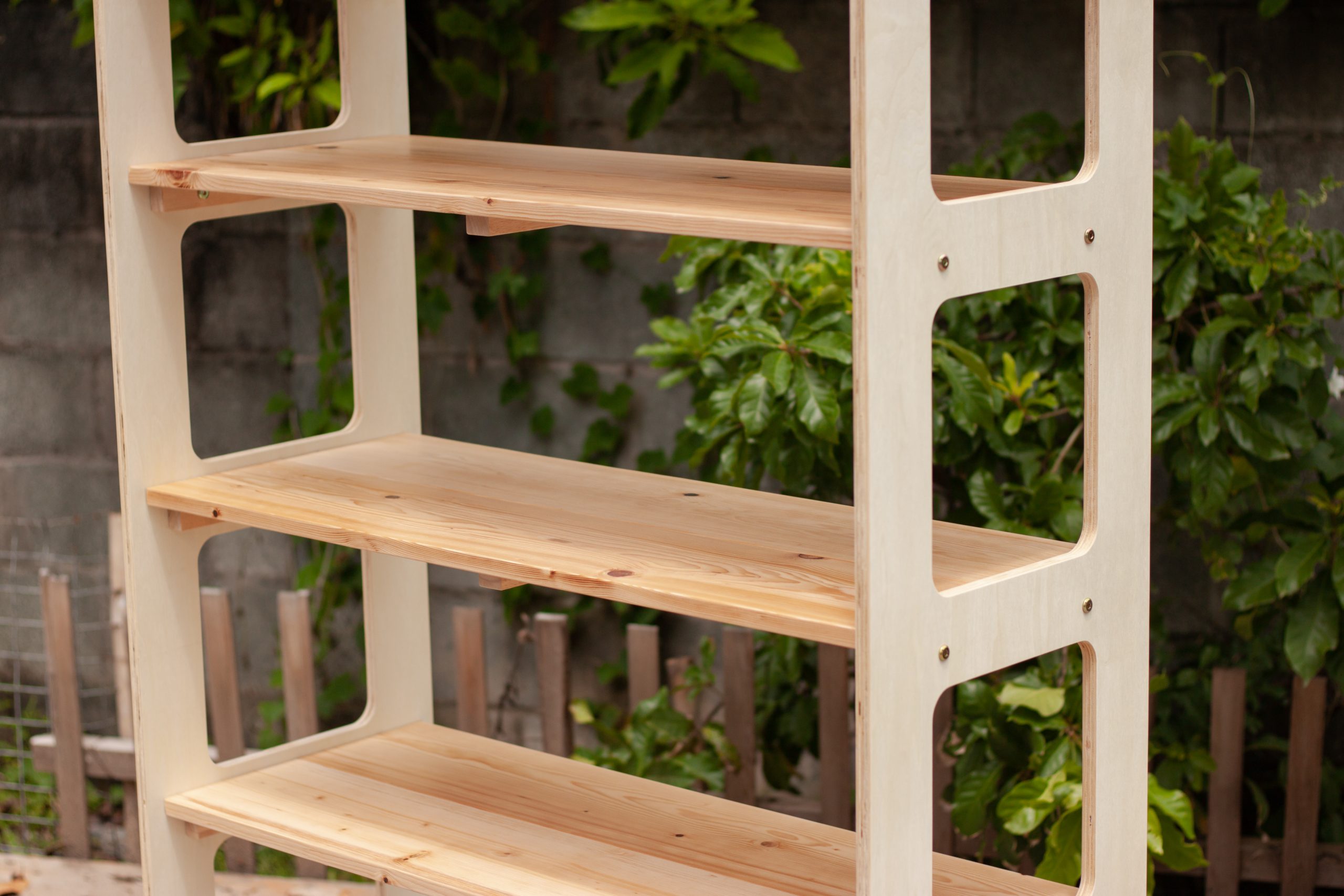 Qtoys Montessori 5 Tier Shelf