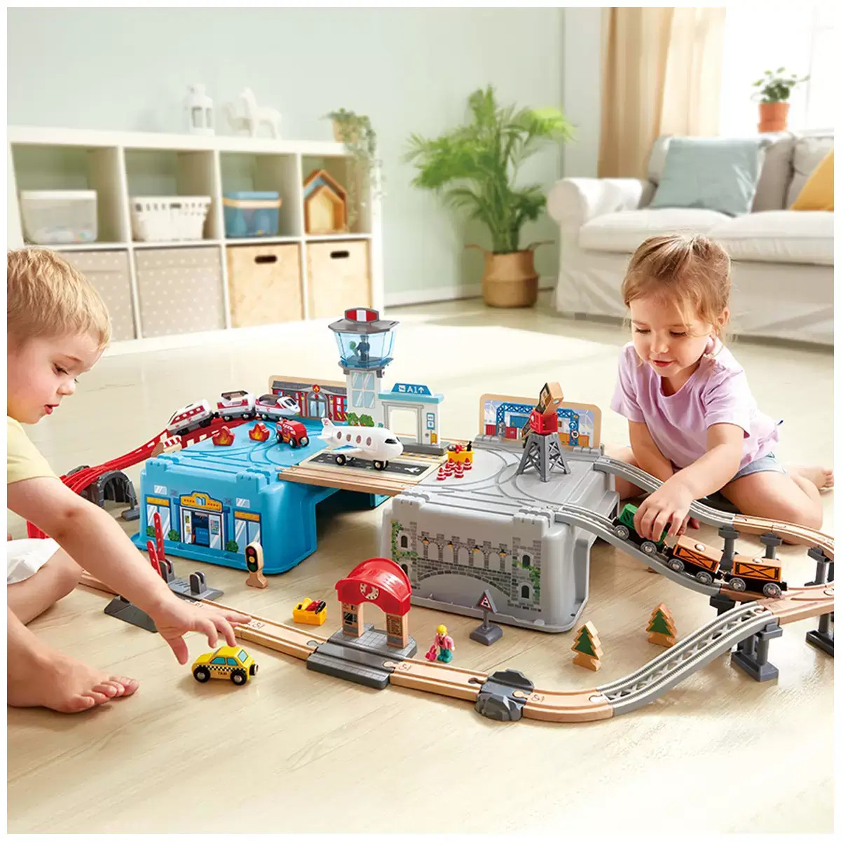 Hape Super Cityscape Transport Bucket Train Set