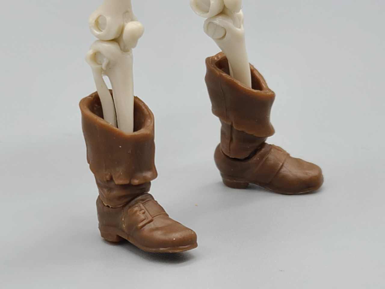 Light Brown Pirate Boots (Blood Red 