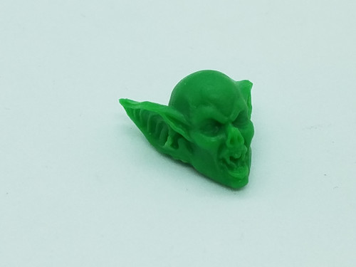 Female Vampire head (Green)