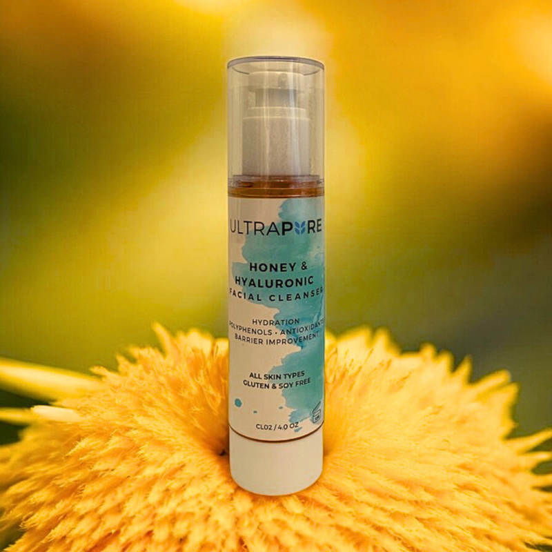 Honey and hyaluronic facial cleanser for sensitive dry skin types.