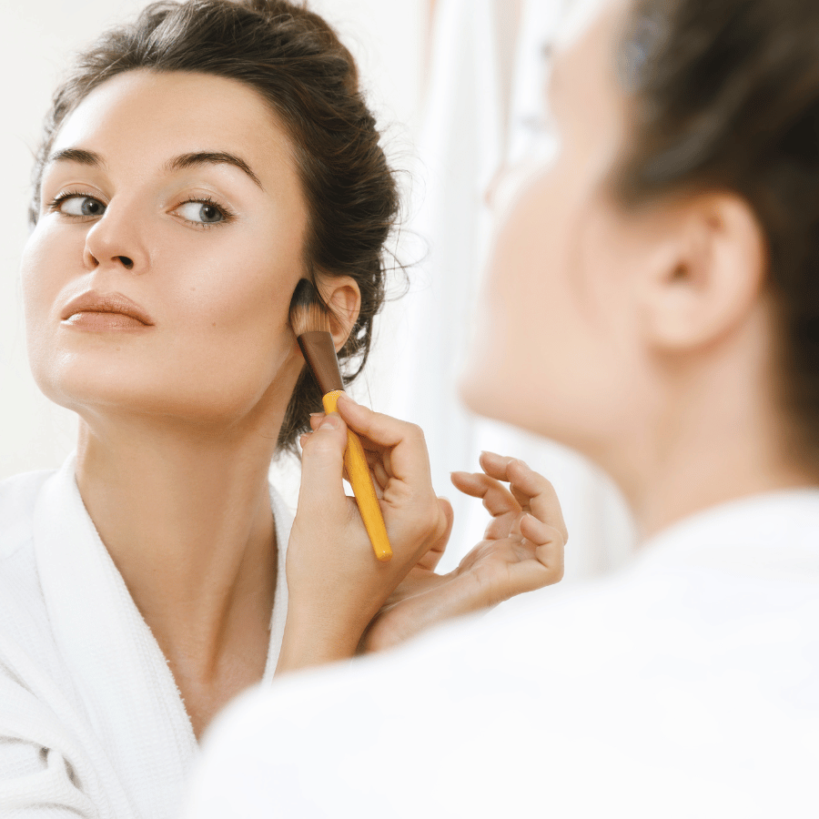 How to Choose and Apply Liquid Foundations