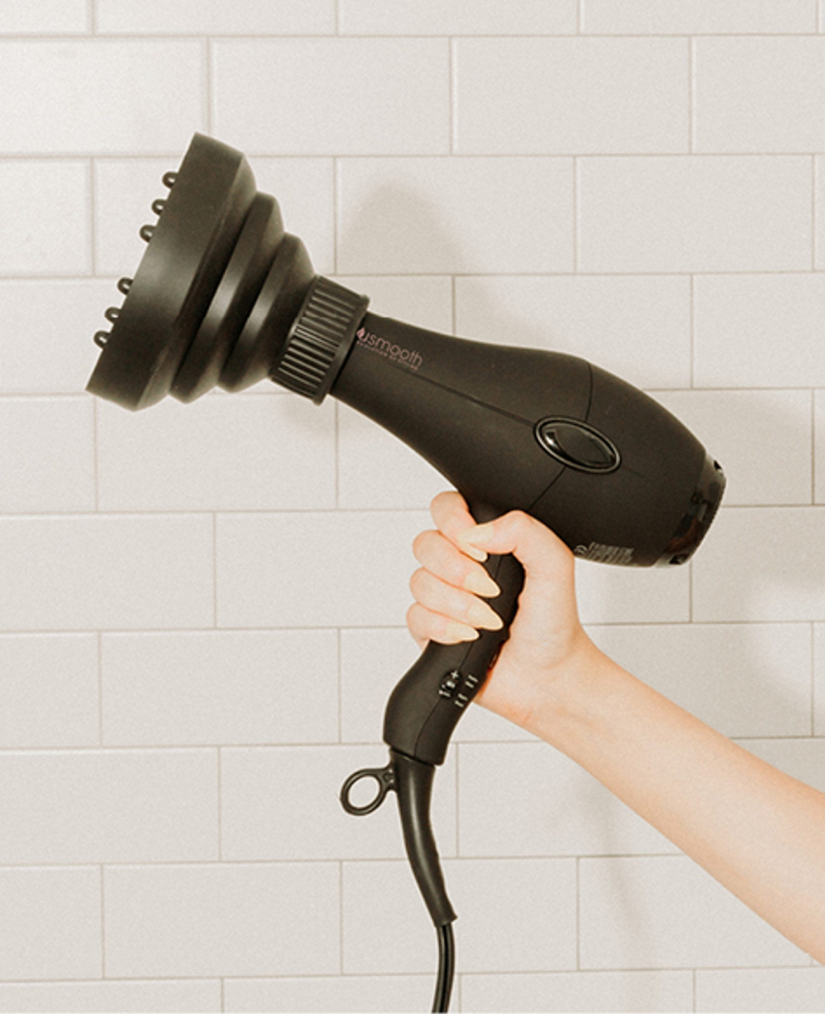 usmooth professional hair dryer with diffuser attachment