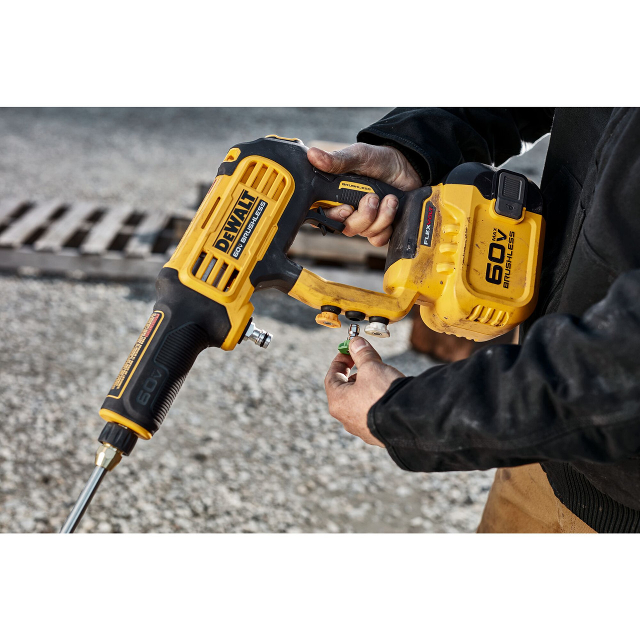 DEWALT DCPW1000X1 - 60V Max Cordless 1000 PSI Power Cleaner