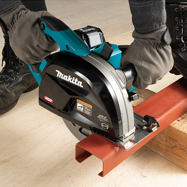 Makita CS002GZ - 40V max XGT Brushless Cordless 7-1/4" Metal Circular Saw w/ AFT & XPT (Tool Only)