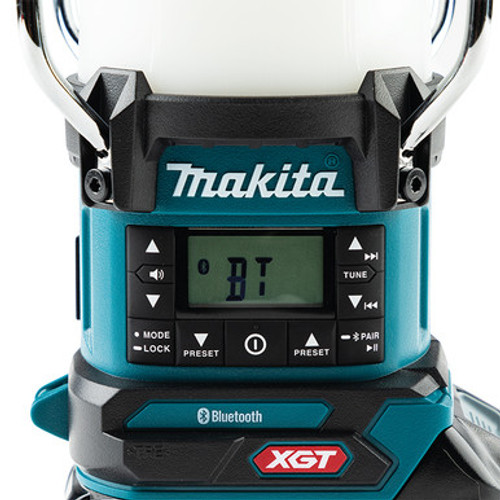 Makita MR010G - 40V max XGT Cordless Lantern Radio w/Bluetooth, XPT & Flashlight (Tool Only)