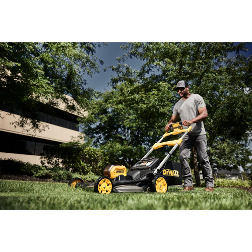 DEWALT DCMWSP650Y2-CA - 60V MAX Cordless Brushless Rwd, Self Propelled Mower Kit