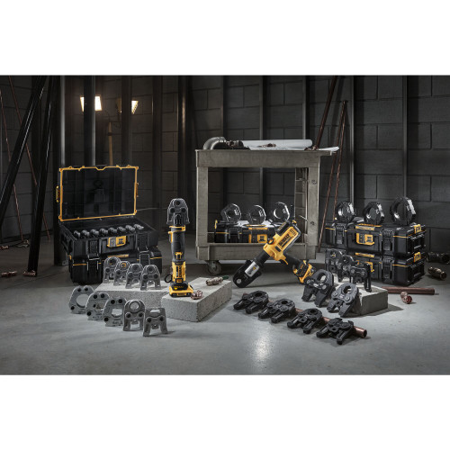 DEWALT DCE213K - Compact 1-1/2In. - 2In. IPS Kit