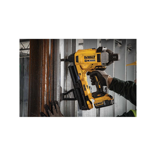 DEWALT DCN8907804 - Concrete Nail Pins, 0.780" x 0.102" (Box/1000)