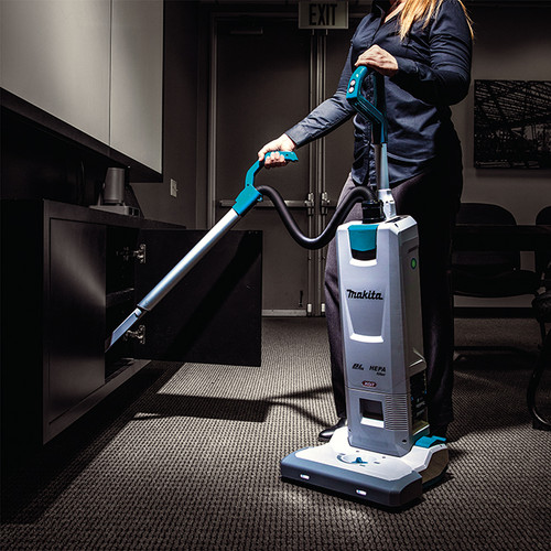 Makita VC010GL101 - 40V Max XGT Brushless 5 L Upright Vacuum Cleaner, 8.0Ah Single Battery Kit