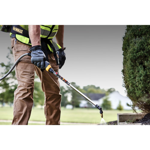 DEWALT DXSP190681B - 4 Gal. Cordless Backpack Sprayer (Tool Only)