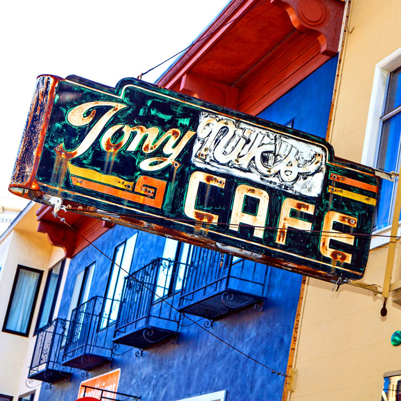 tony nik's