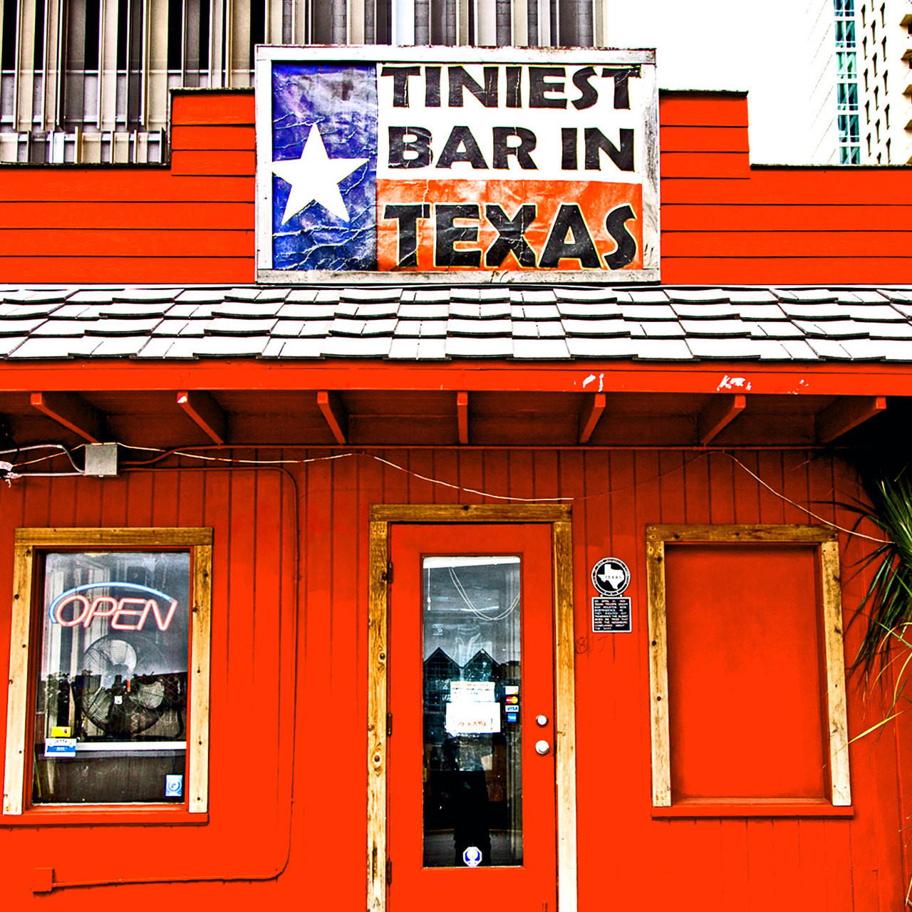 Tiniest Bar In Texas