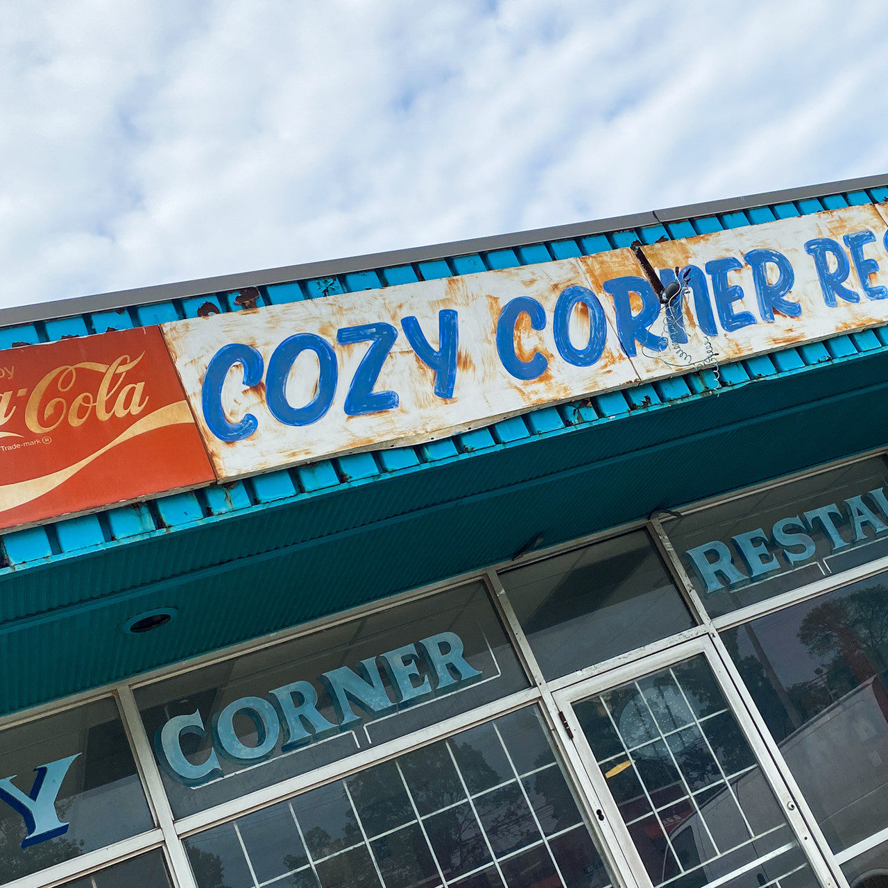 tobacco corner memphis Cozy Corner Restaurant