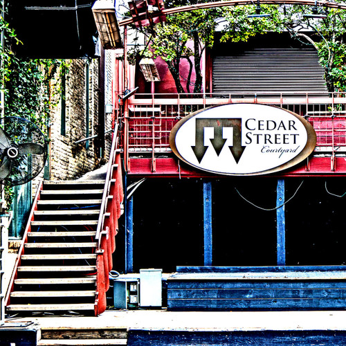 Cedar Street serves up live music seven nights a week. From the best local talent to the hippest national groups to rockin' cover bands, Cedar Street will undoubtedly entertain. Cedar Street serves up live music seven nights a week. From the best local talent to the hippest national groups to rockin' cover bands, Cedar Street will undoubtedly entertain.