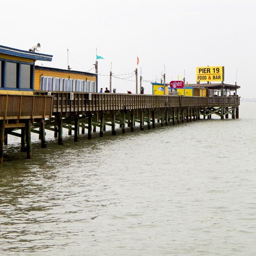 Lying over the water, this family-friendly venue has expansive views of the bay. Their specialty is in wild-caught seafood and casual American fare. Lying over the water, this family-friendly venue has expansive views of the bay. Their specialty is in wild-caught seafood and casual American fare.