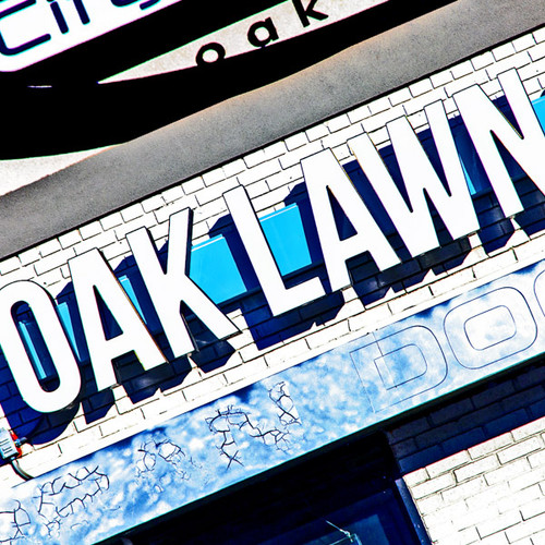 Blue And White Oak Lawn Blue And White Oak Lawn
