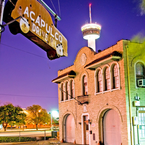 Open for almost 40 years, this icehouse served as a popular hangout spot welcoming a crowd full of diversity. With good food and cheap beer, Acapulco Drive-Inn is now a piece of history recognized by a shape of an old classic car as its sign.