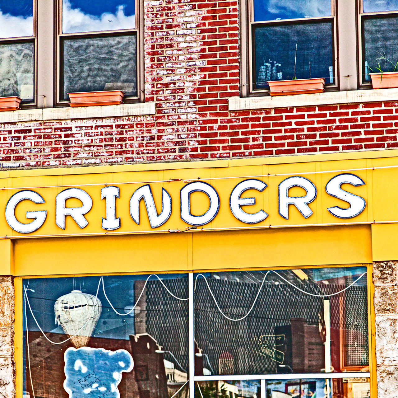 Grinders Pizza