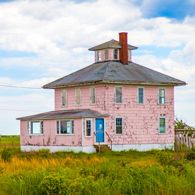 pinkhouse__66614.1690843711.