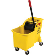 Rubbermaid Commercial 31 Qt. Tandem Bucket and Wringer with Integrated Design