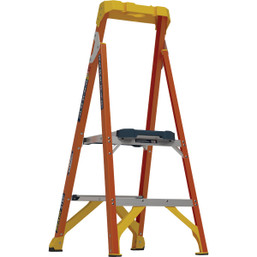 Werner Ready Step 4 ft Fiberglass Step Ladder with 300 lb. Capacity - Type IA