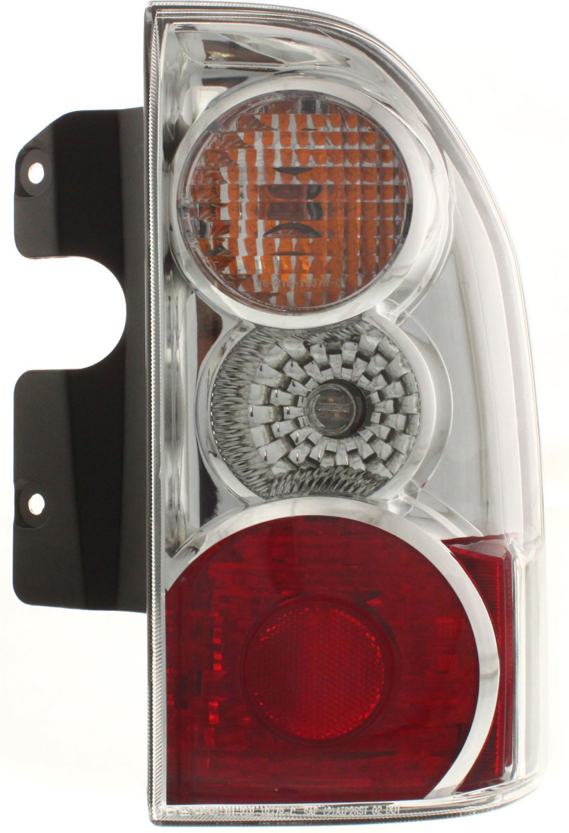 XL-7 04-06 TAIL LAMP RH, Assembly - Busted Auto Parts
