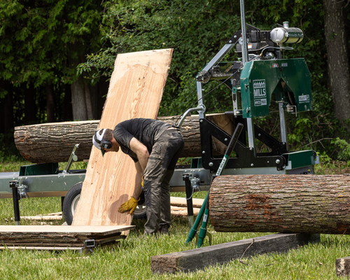 Remorque et scierie HM126MAX Woodlander®