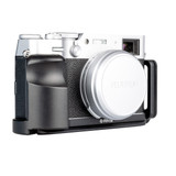 angled front view of Fuji X100VI L-Bracket and Grip Set on camera angled front view of Fuji X100VI L-Bracket and Grip Set on camera