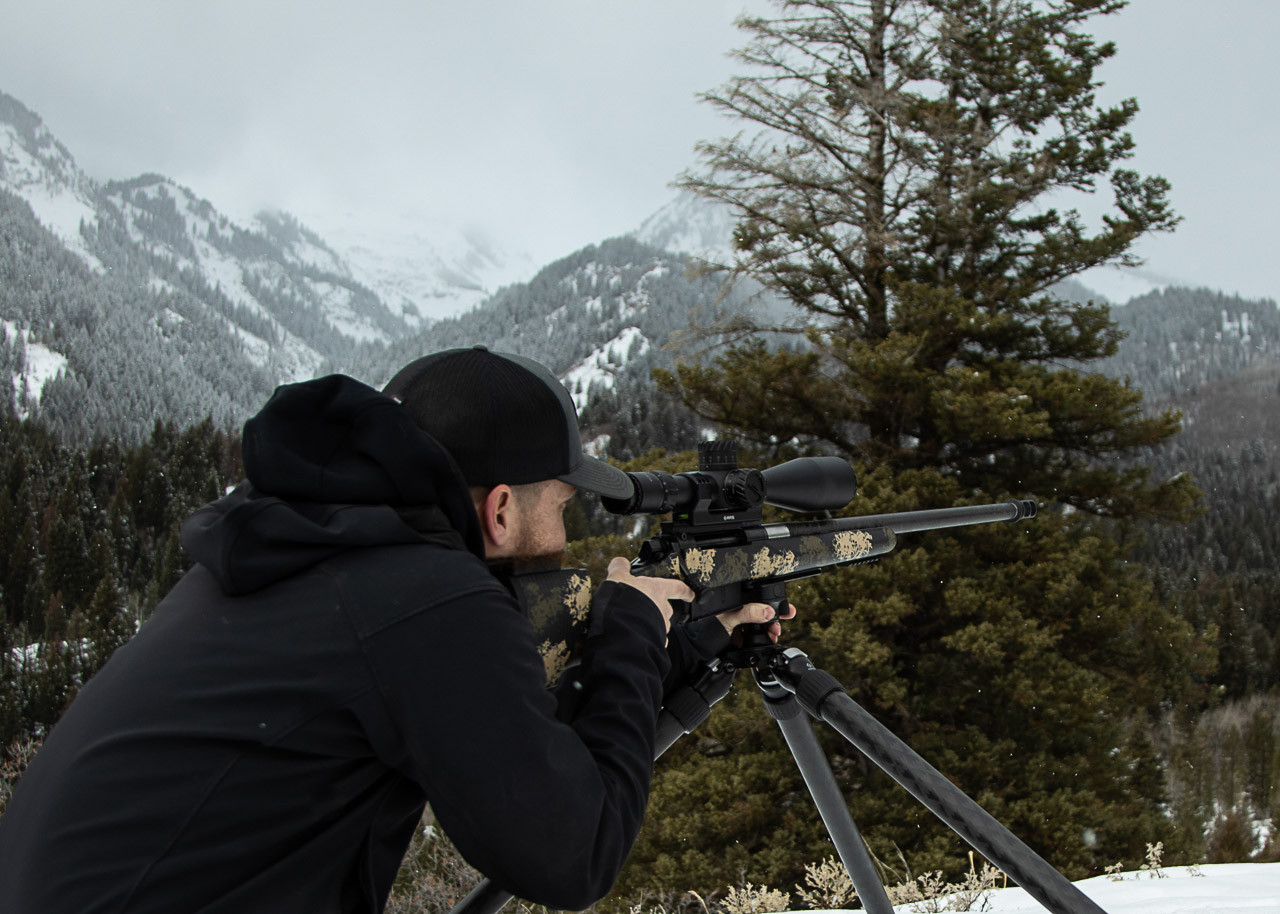 Versa-22i Inverted Carbon Fiber Tripod: SureGrip™ Apex