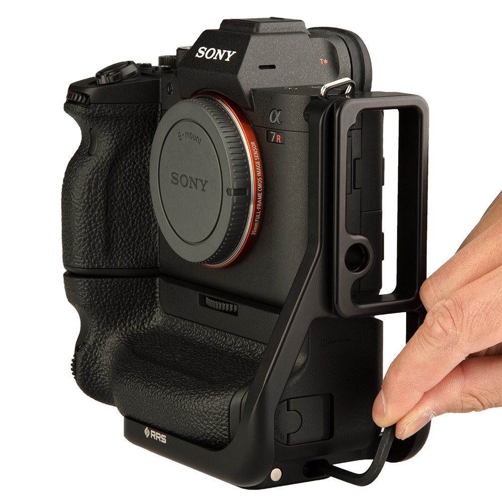 Sony A7R IV Battery Grip L-Plate
