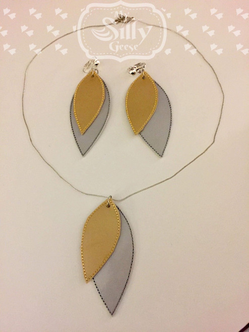 4x4 Leaf Jewelry Set (Earrings & Necklace)