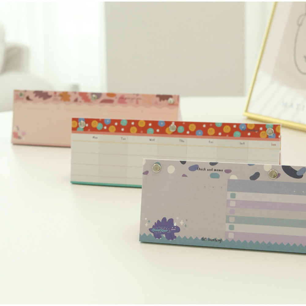 Usage example - O-ssum standing memo notepad with perforated line