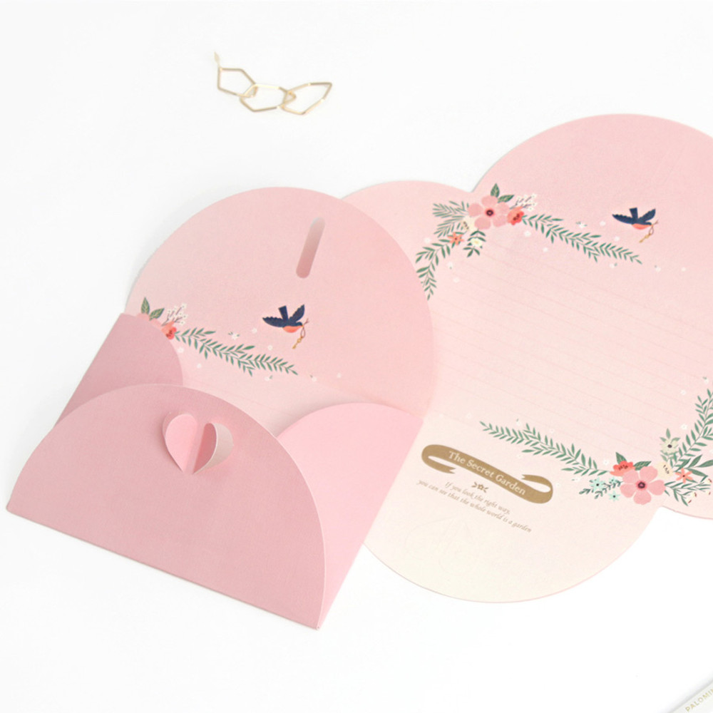 Bookfriends World literature folding letter 4 sheets set