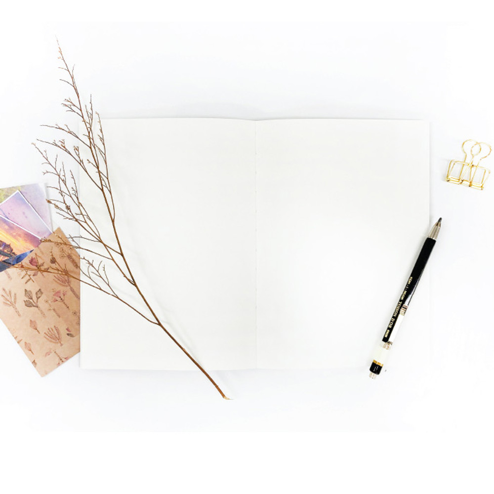 Blank page - O-check Hardcover blank notebook with a pen holder