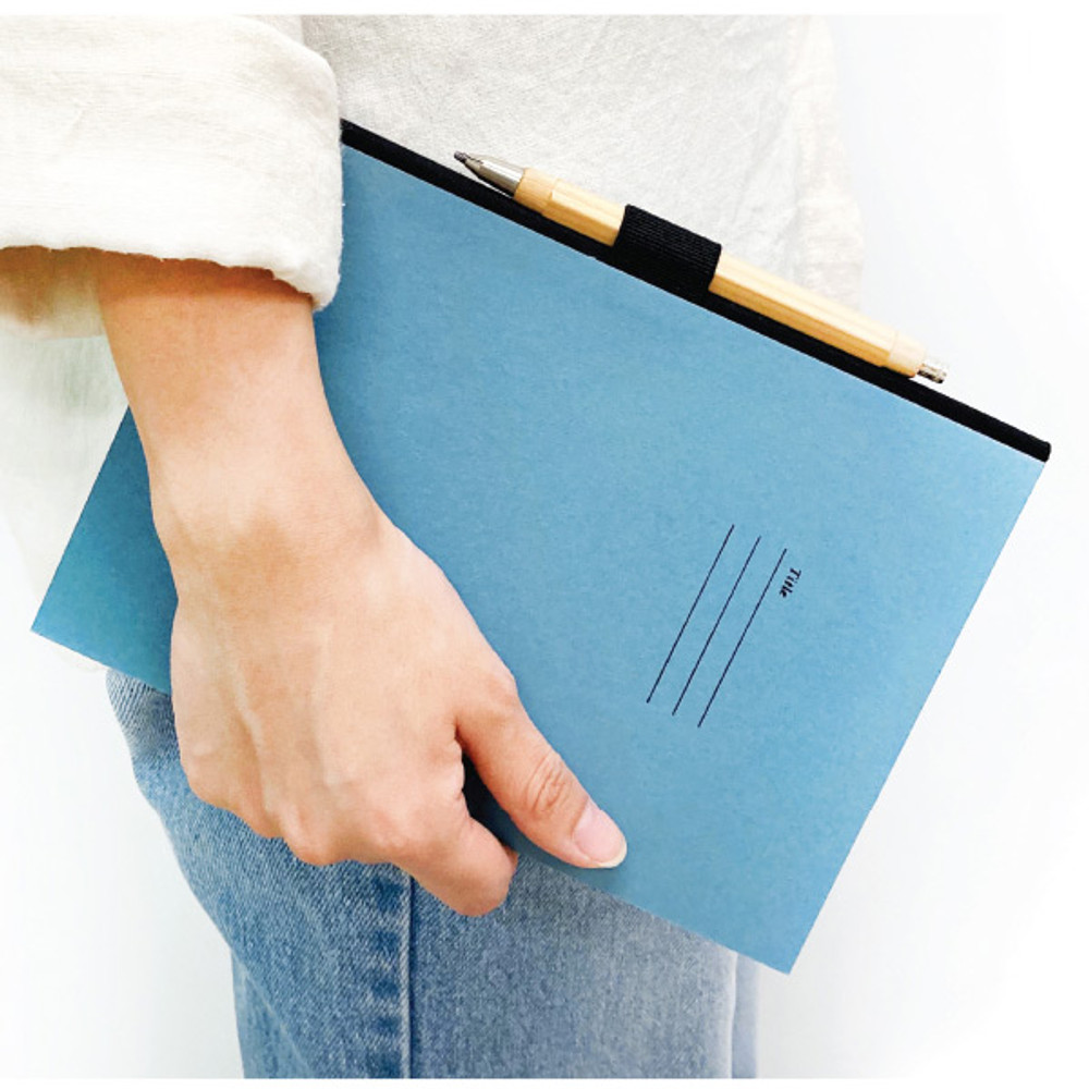 Pen holder - O-check Hardcover blank notebook with a pen holder